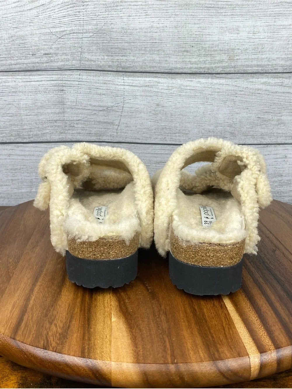 BIRKENSTOCK Papillio Arizona Big Buckle Teddy Sandals Eggshell Women’s Size 8